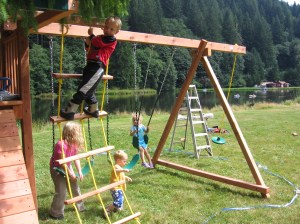 IMG_0600-kids-playstructure