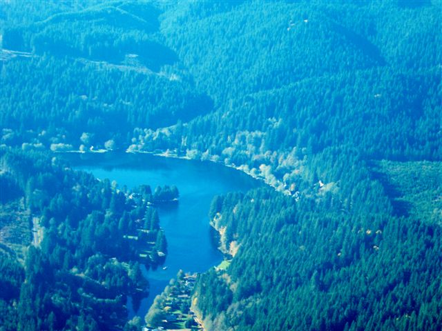 aerial of Fishhawk Lake