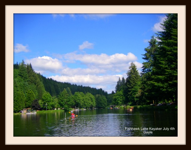 IMGP3124 Kayaker July 4th